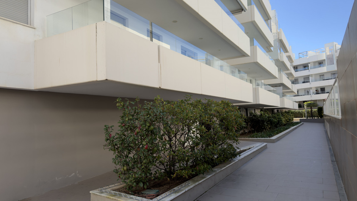 3 Bed Apartment for sale in San Pedro De Alcántara Costa Del Sol, Málaga, Spain
