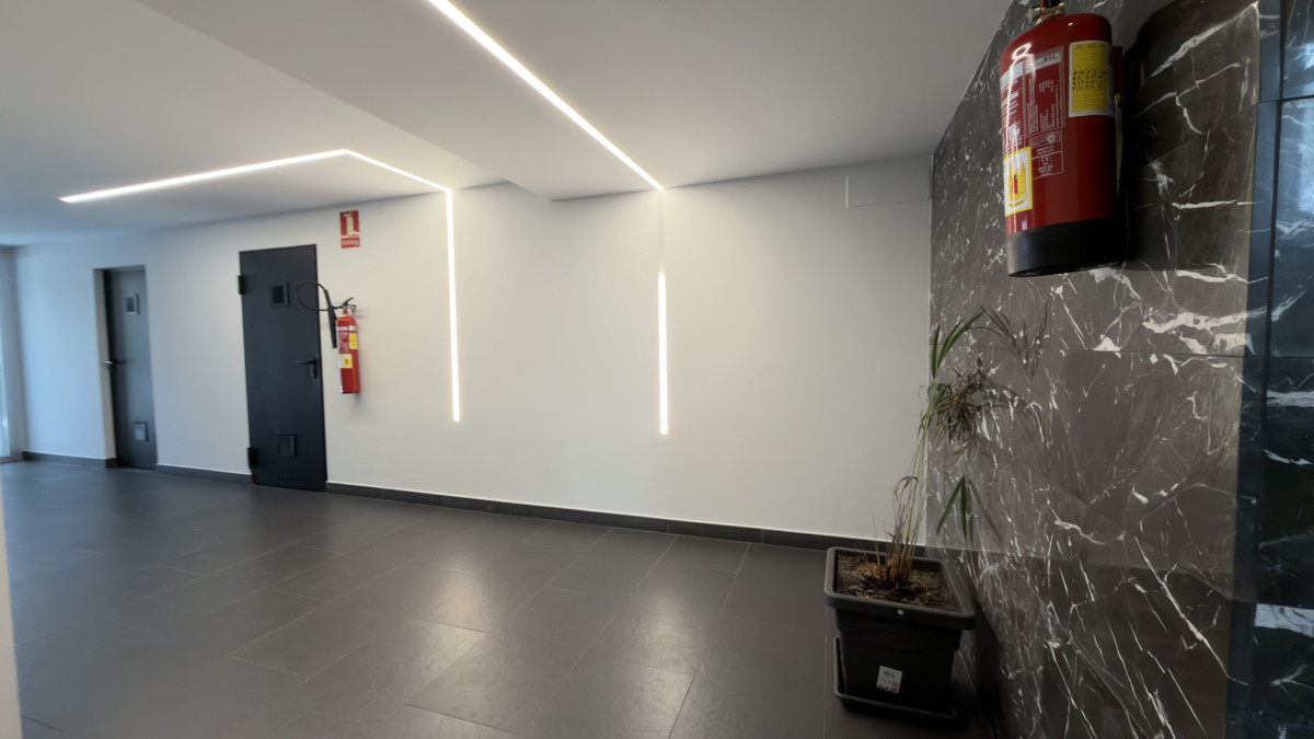 3 Bed Apartment for sale in San Pedro De Alcántara Costa Del Sol, Málaga, Spain