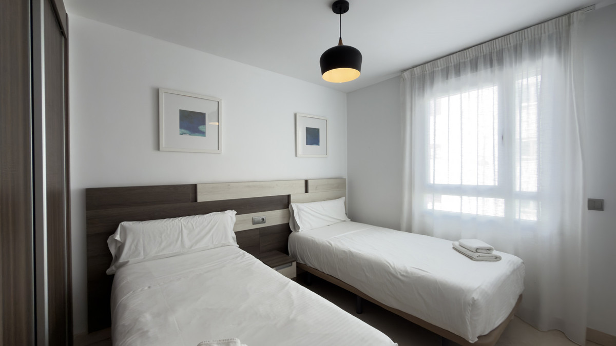 3 Bed Apartment for sale in San Pedro De Alcántara Costa Del Sol, Málaga, Spain