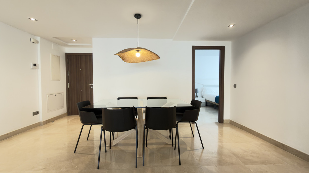 3 Bed Apartment for sale in San Pedro De Alcántara Costa Del Sol, Málaga, Spain