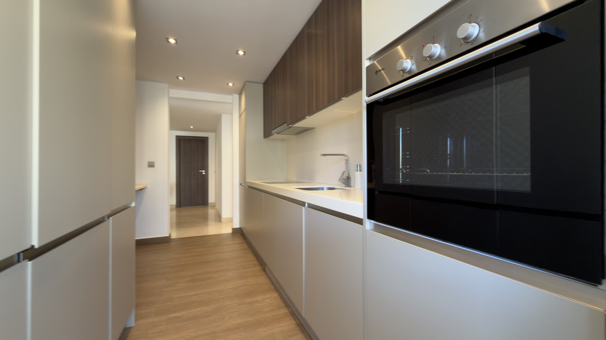 3 Bed Apartment for sale in San Pedro De Alcántara Costa Del Sol, Málaga, Spain