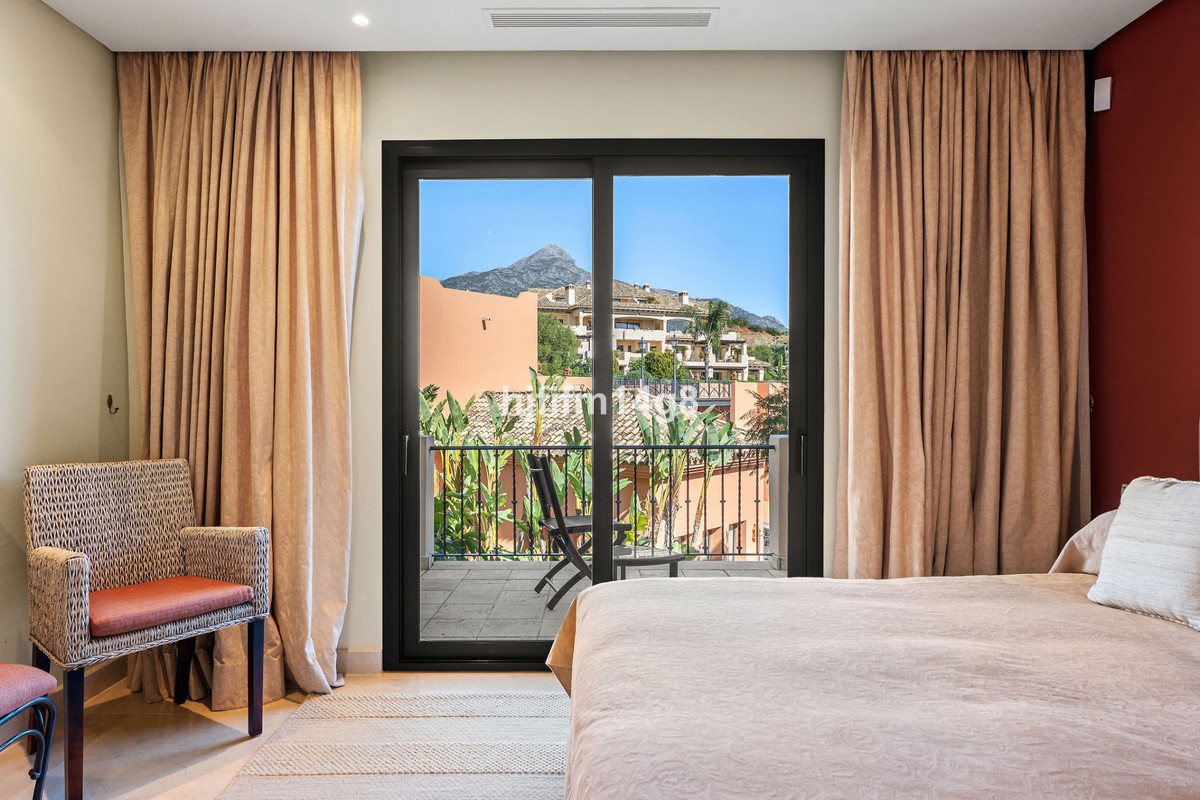 Se vende Apartamento Planta Media de 3 dormitorios en Costa Del Sol, Málaga, España