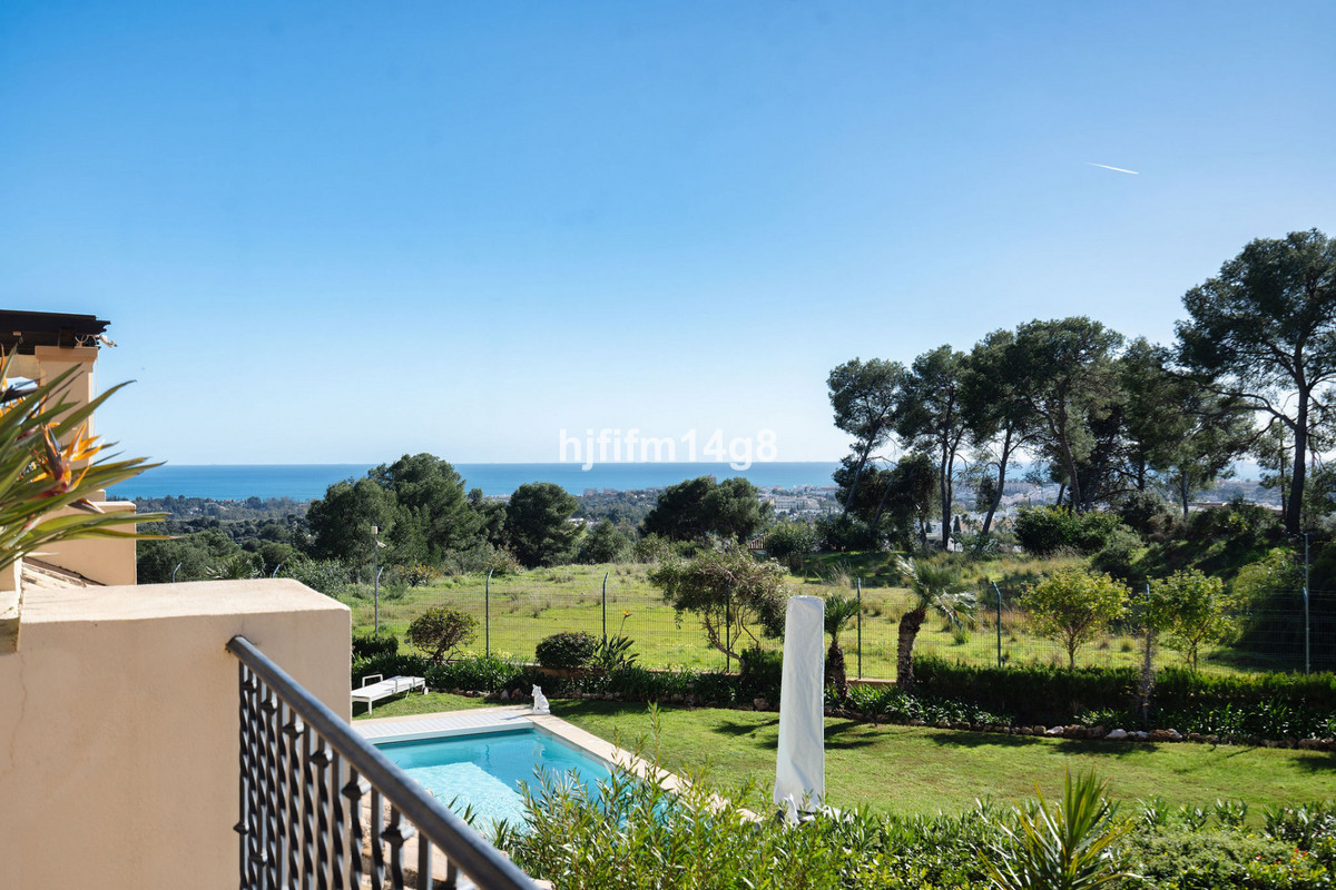 Se vende Apartamento Planta Media de 3 dormitorios en Costa Del Sol, Málaga, España