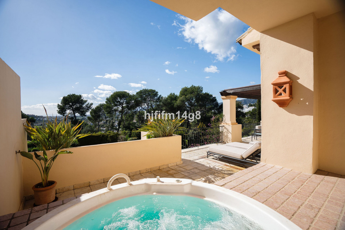 Se vende Apartamento Planta Media de 3 dormitorios en Costa Del Sol, Málaga, España