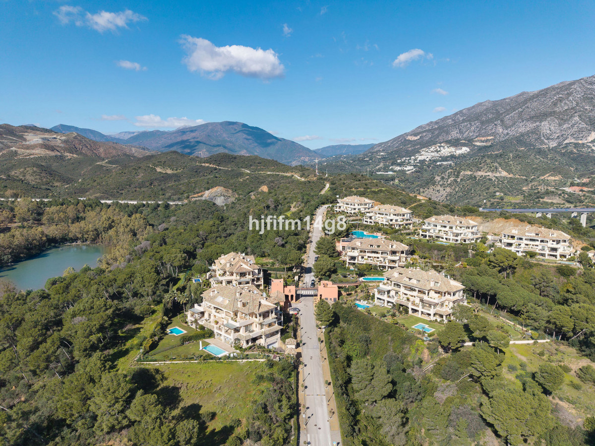 Se vende Apartamento Planta Media de 3 dormitorios en Costa Del Sol, Málaga, España