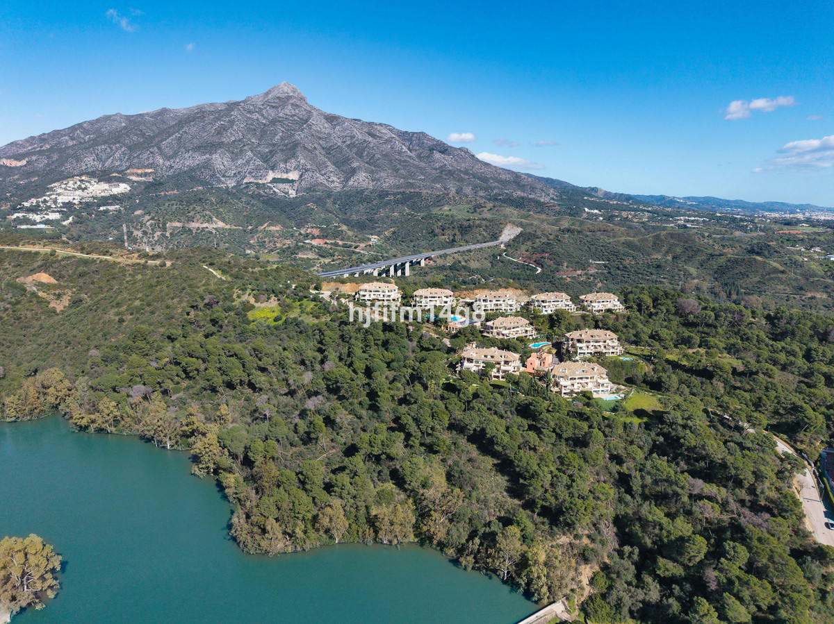 Se vende Apartamento Planta Media de 3 dormitorios en Costa Del Sol, Málaga, España