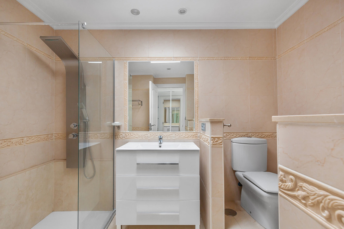 Se vende Villa - Chalet de 2 dormitorios en Costa Blanca, Alicante, España