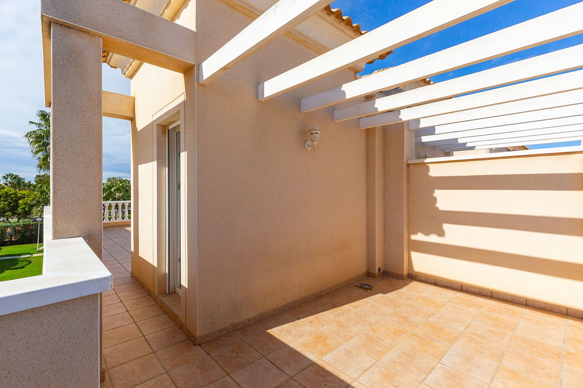 Se vende Villa - Chalet de 2 dormitorios en Costa Blanca, Alicante, España