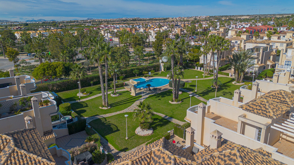Se vende Villa - Chalet de 2 dormitorios en Costa Blanca, Alicante, España
