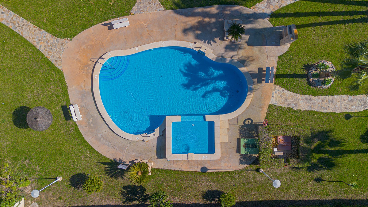 Se vende Villa - Chalet de 2 dormitorios en Costa Blanca, Alicante, España