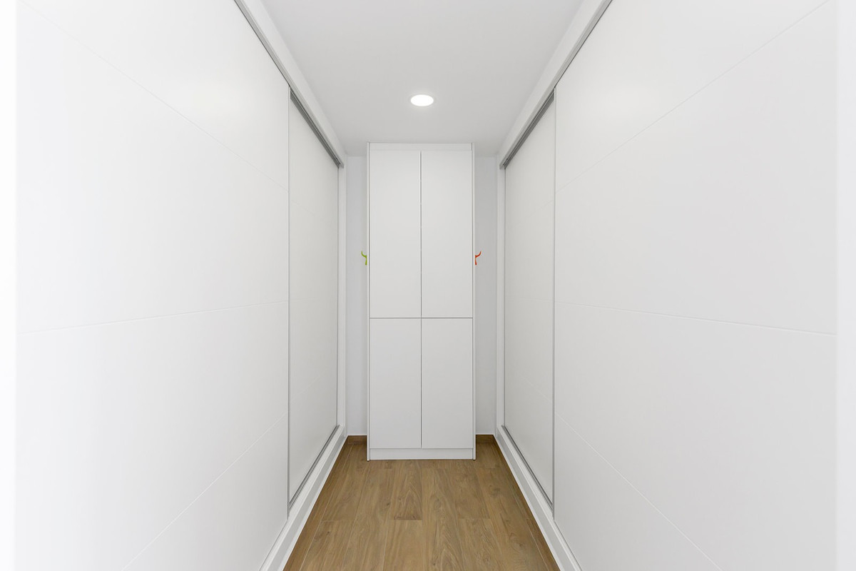 Se vende Villa - Chalet de 3 dormitorios en Costa Blanca, Alicante, España
