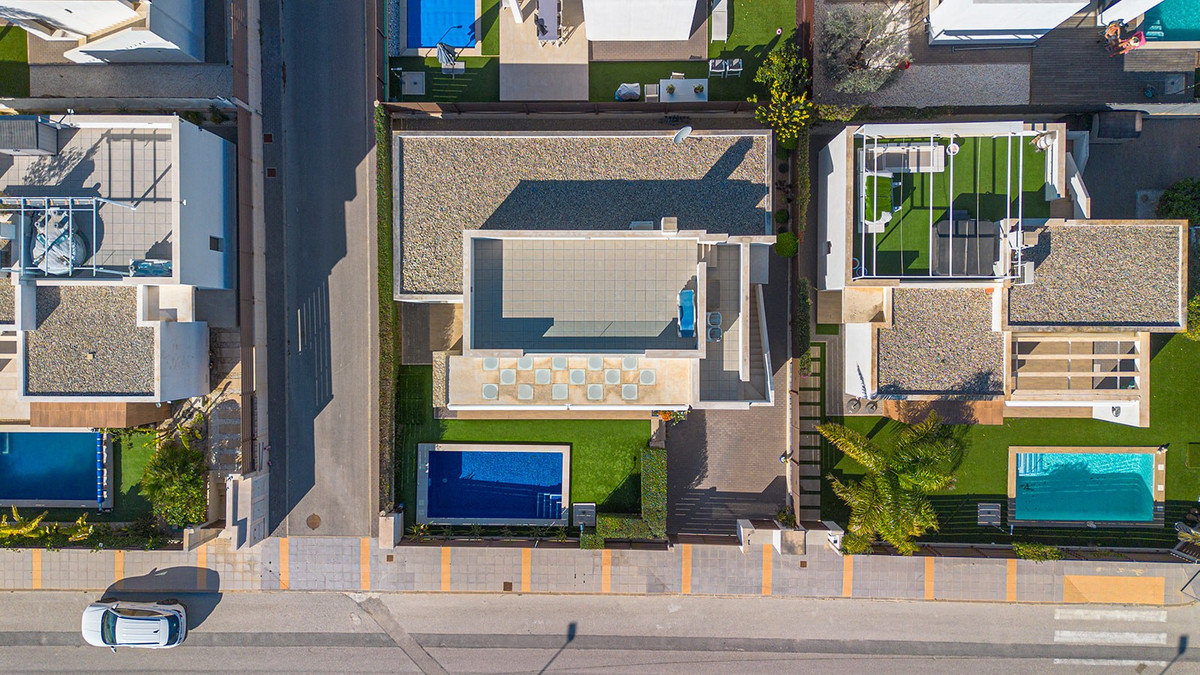 Se vende Villa - Chalet de 3 dormitorios en Costa Blanca, Alicante, España