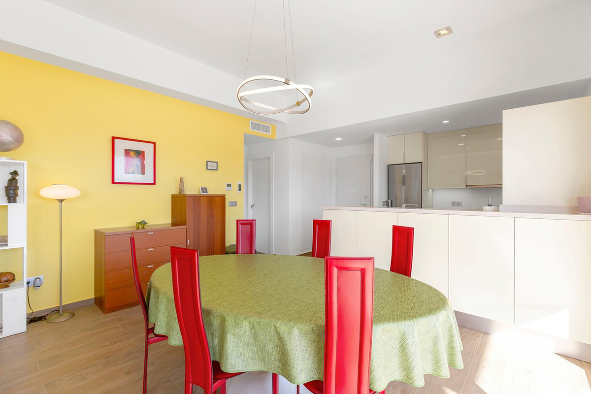 Se vende Villa - Chalet de 3 dormitorios en Costa Blanca, Alicante, España