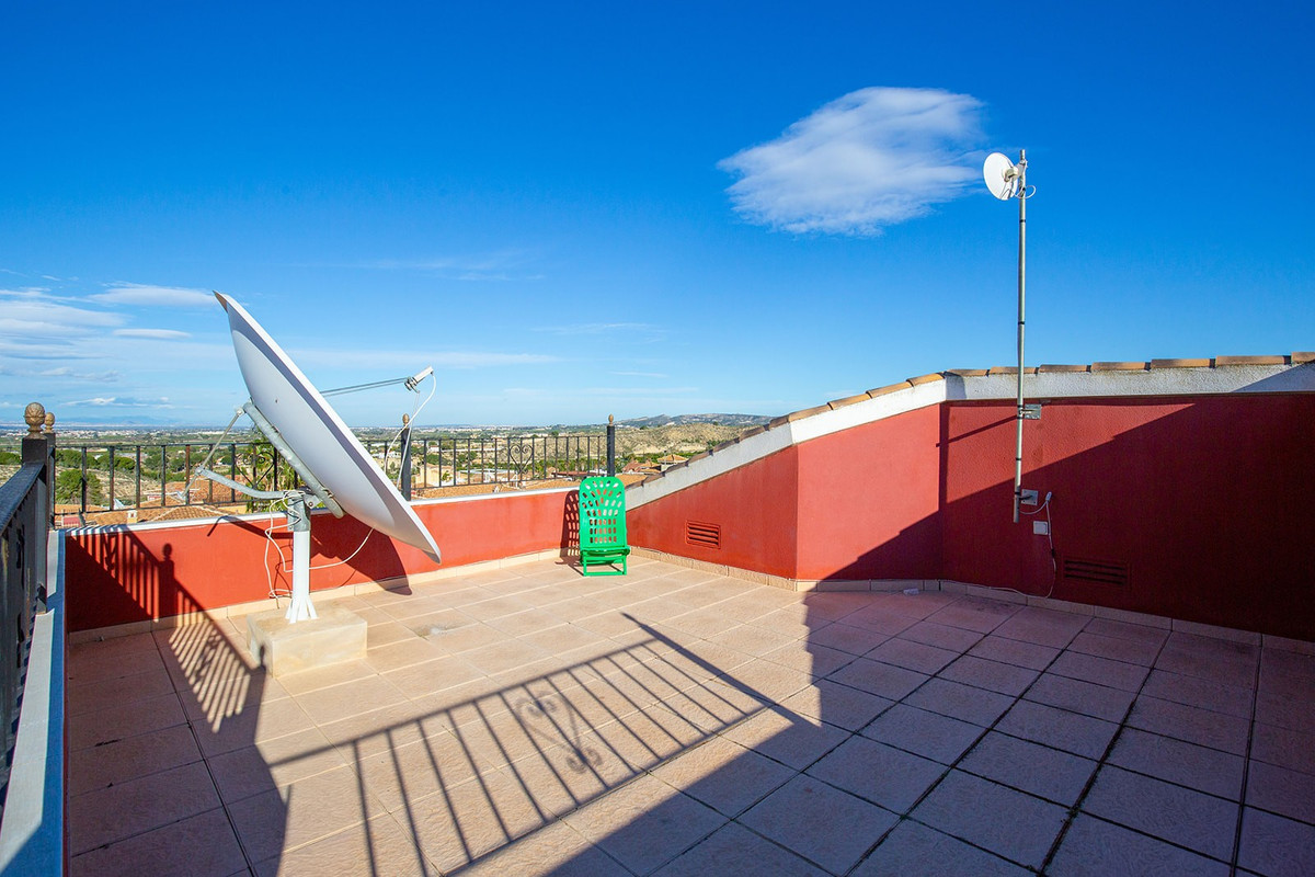 Se vende Villa - Chalet de 3 dormitorios en Costa Blanca, Alicante, España