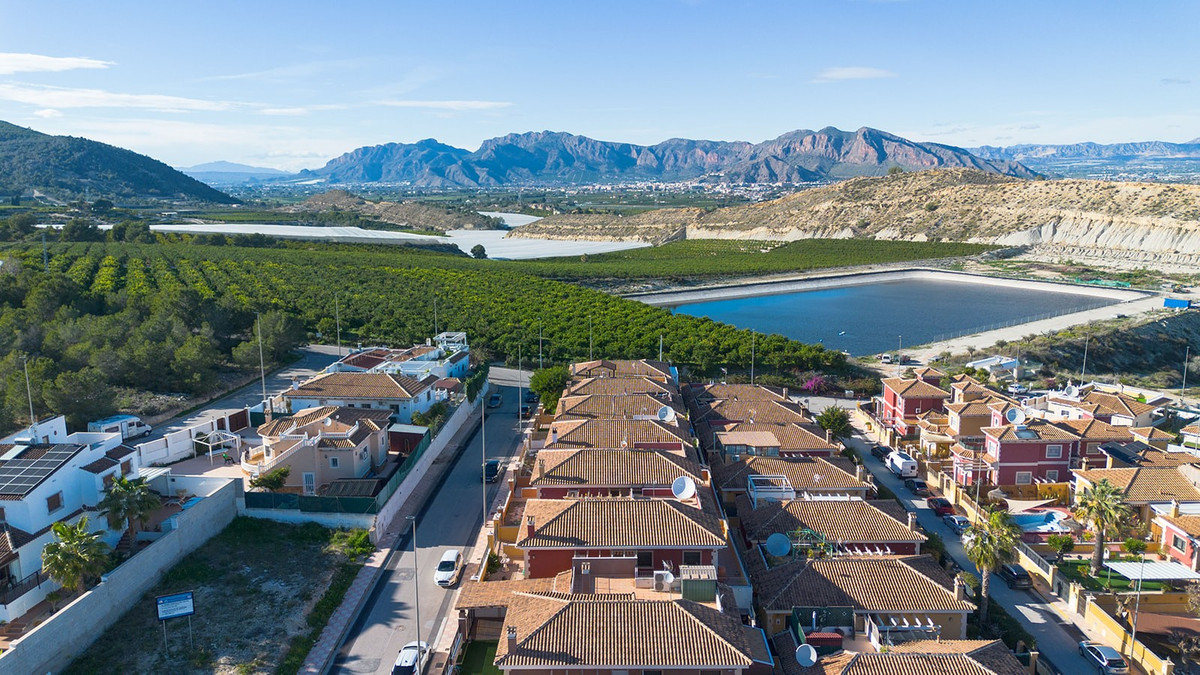 Se vende Villa - Chalet de 3 dormitorios en Costa Blanca, Alicante, España