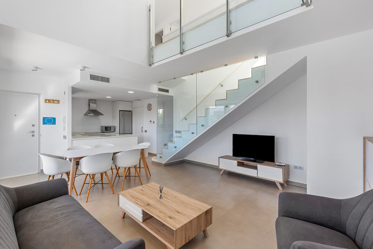 Se vende Villa - Chalet de 3 dormitorios en Costa Blanca, Alicante, España