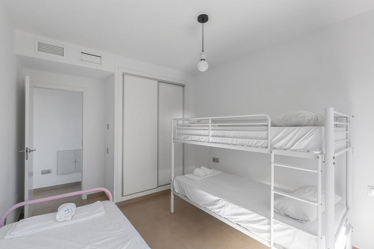 Se vende Villa - Chalet de 3 dormitorios en Costa Blanca, Alicante, España