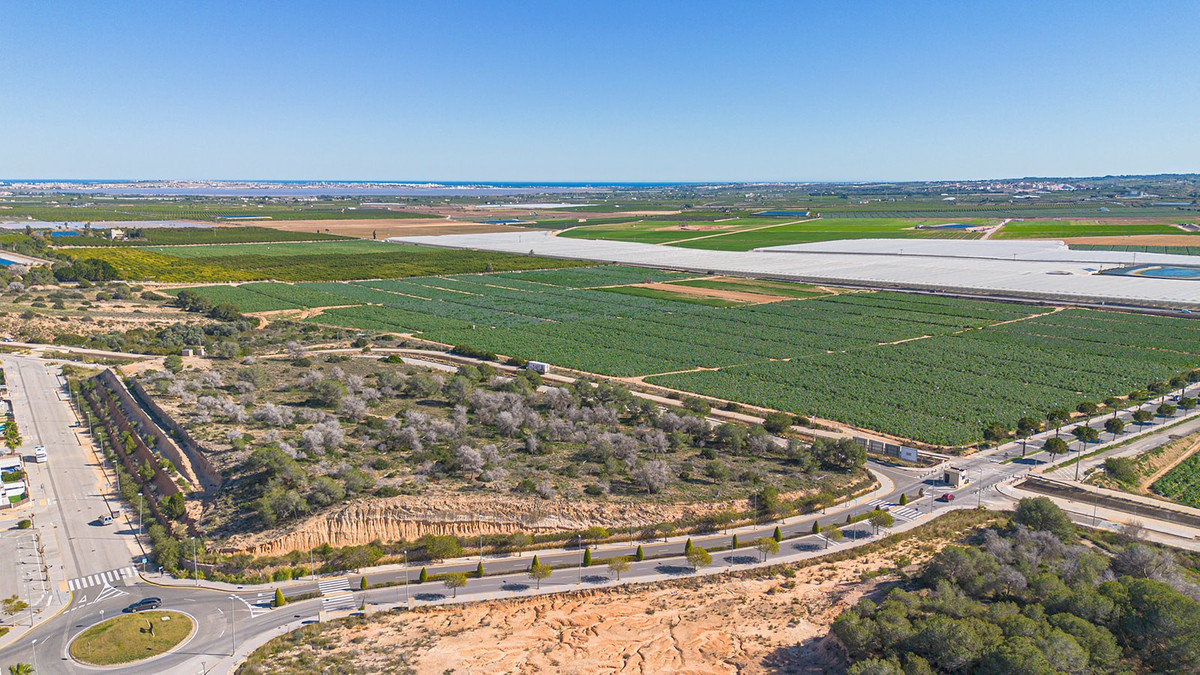 Se vende Villa - Chalet de 3 dormitorios en Costa Blanca, Alicante, España