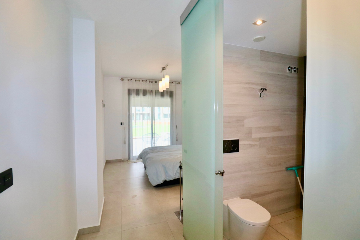 3 Bed Apartment for sale in Guardamar Del Segura Costa Blanca, Alicante, Spain