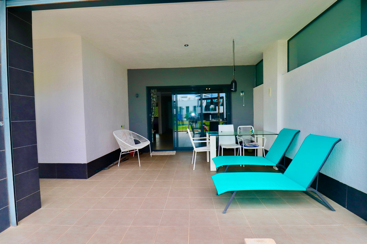 3 Bed Apartment for sale in Guardamar Del Segura Costa Blanca, Alicante, Spain