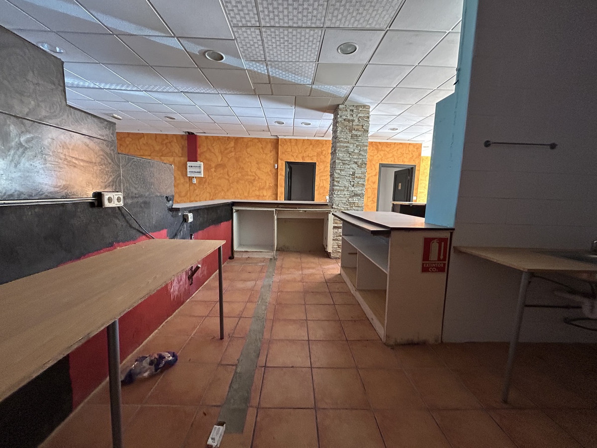 Commercial unit for sale in Villamartin Costa Blanca, Alicante, Spain