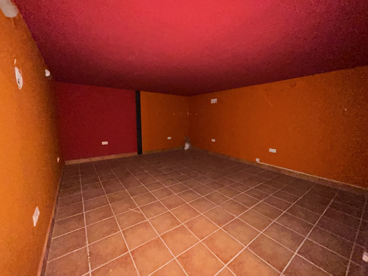 Commercial unit for sale in Villamartin Costa Blanca, Alicante, Spain
