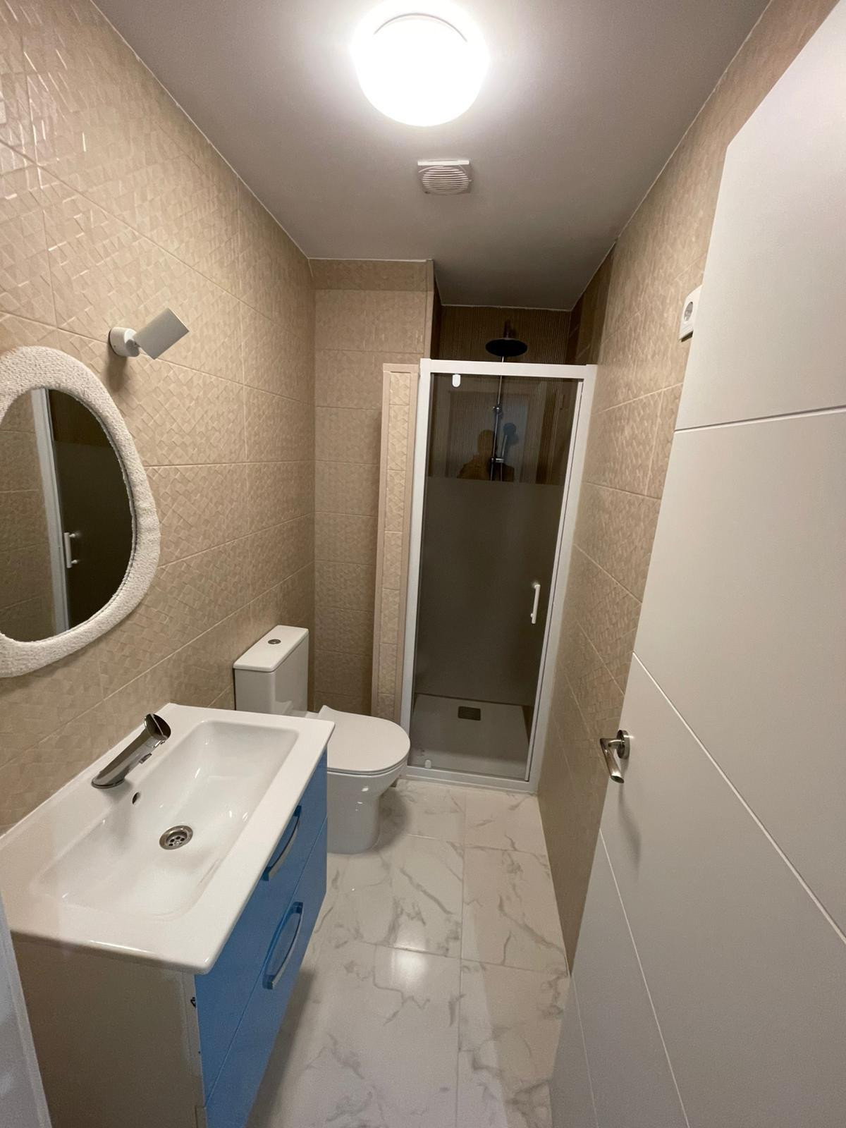 Se vende Apartamento Planta Media de 3 dormitorios en Costa Blanca, Alicante, España