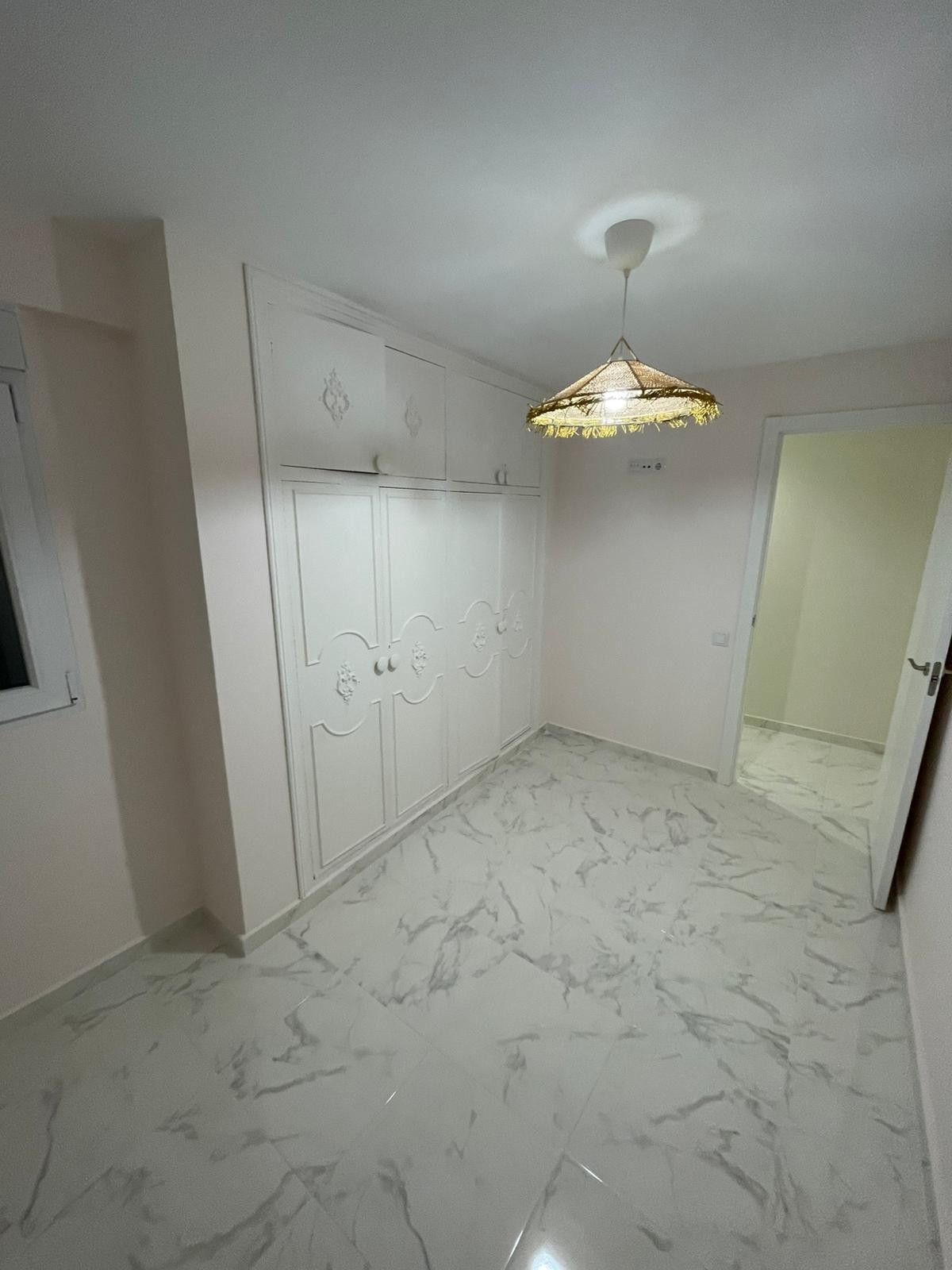 Se vende Apartamento Planta Media de 3 dormitorios en Costa Blanca, Alicante, España
