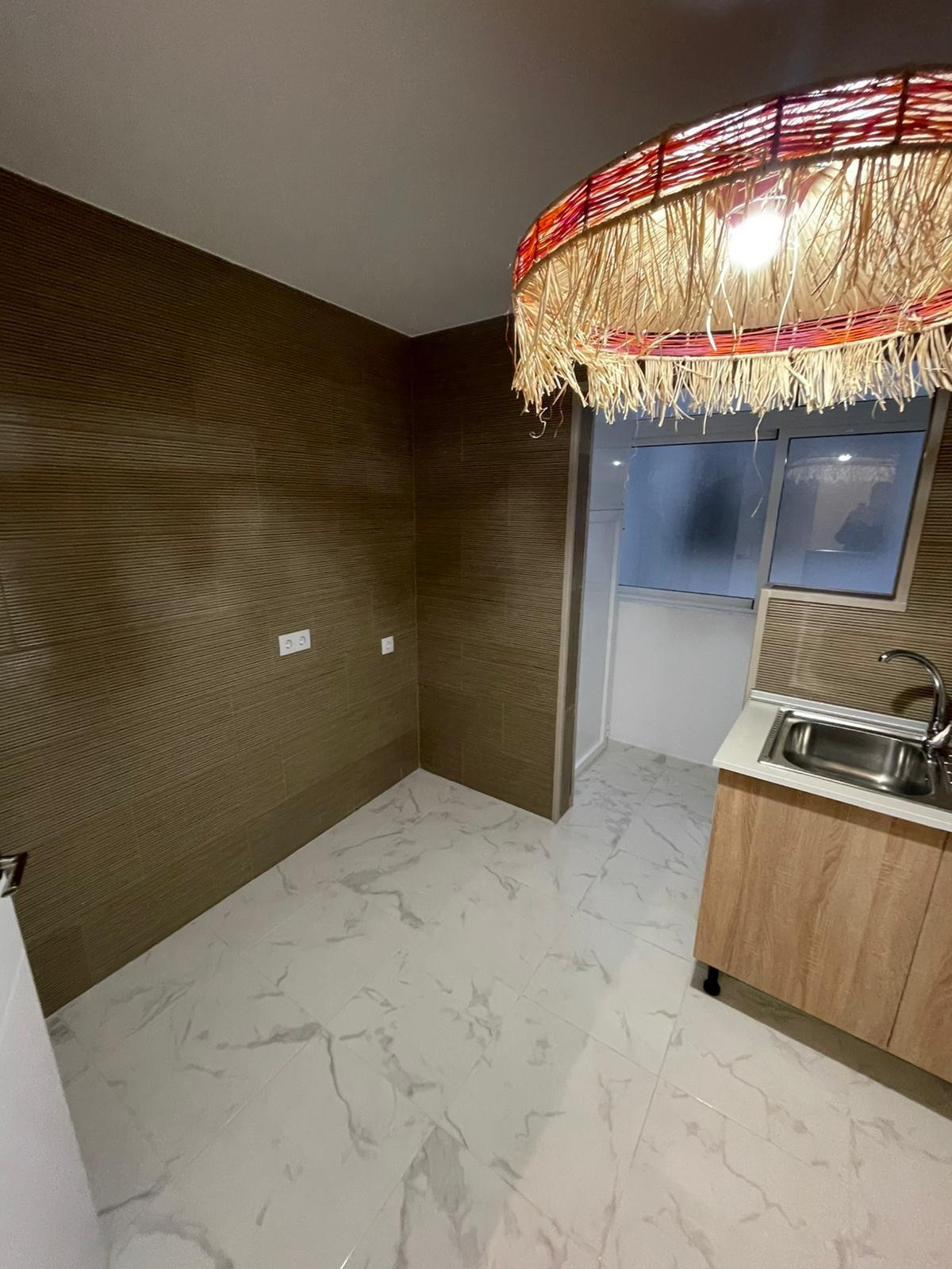 Se vende Apartamento Planta Media de 3 dormitorios en Costa Blanca, Alicante, España