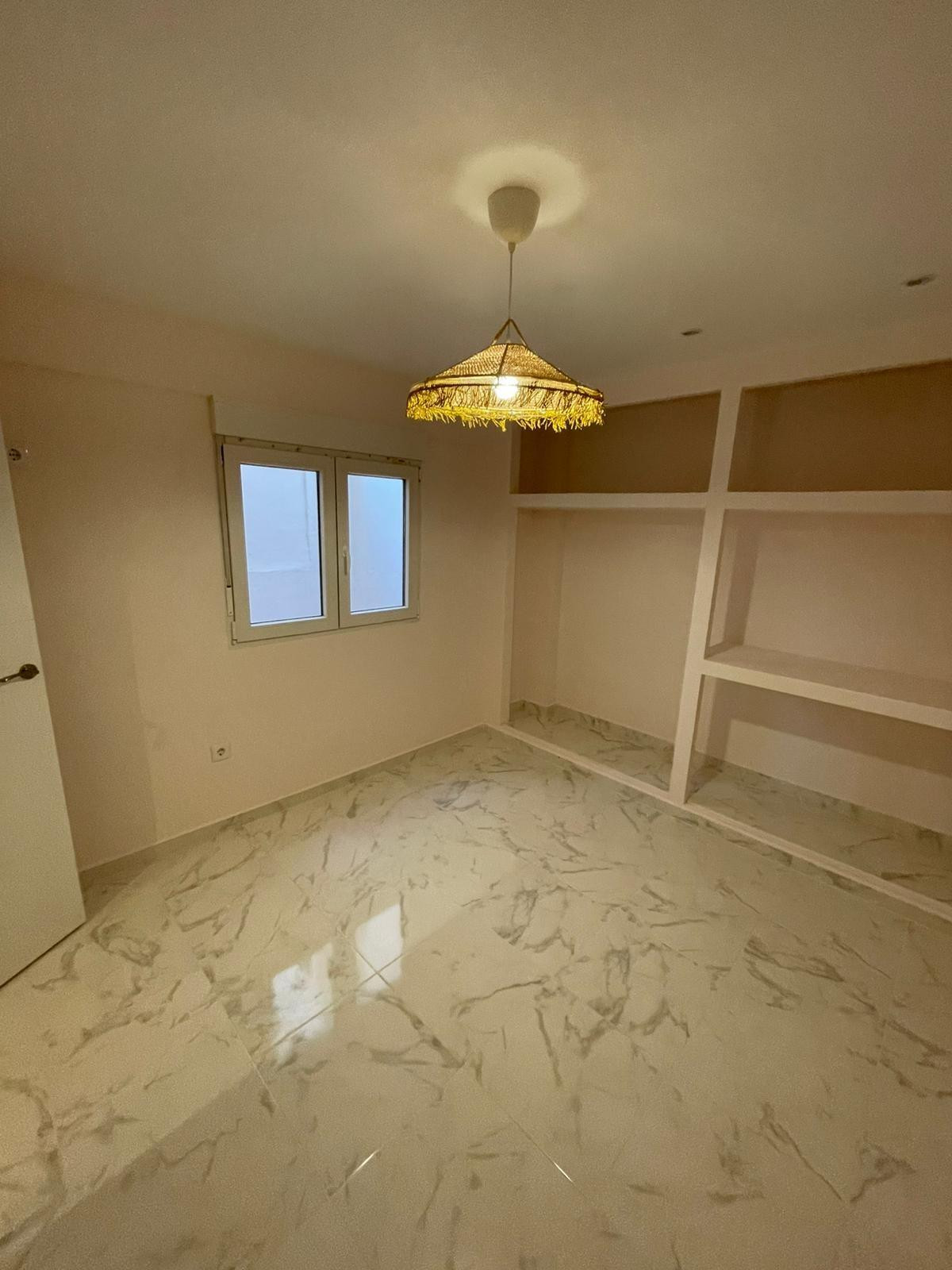 Se vende Apartamento Planta Media de 3 dormitorios en Costa Blanca, Alicante, España