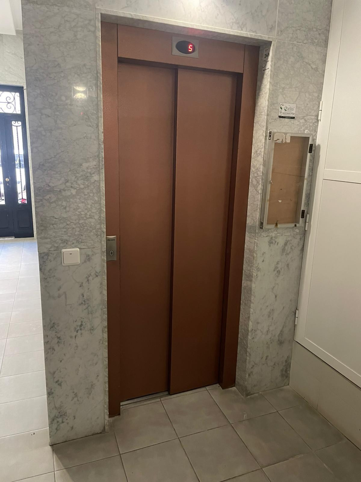 Se vende Apartamento Planta Media de 3 dormitorios en Costa Blanca, Alicante, España
