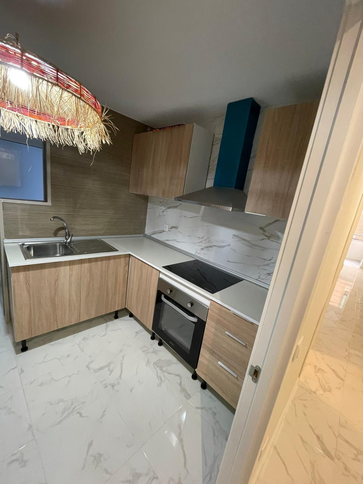 Se vende Apartamento Planta Media de 3 dormitorios en Costa Blanca, Alicante, España