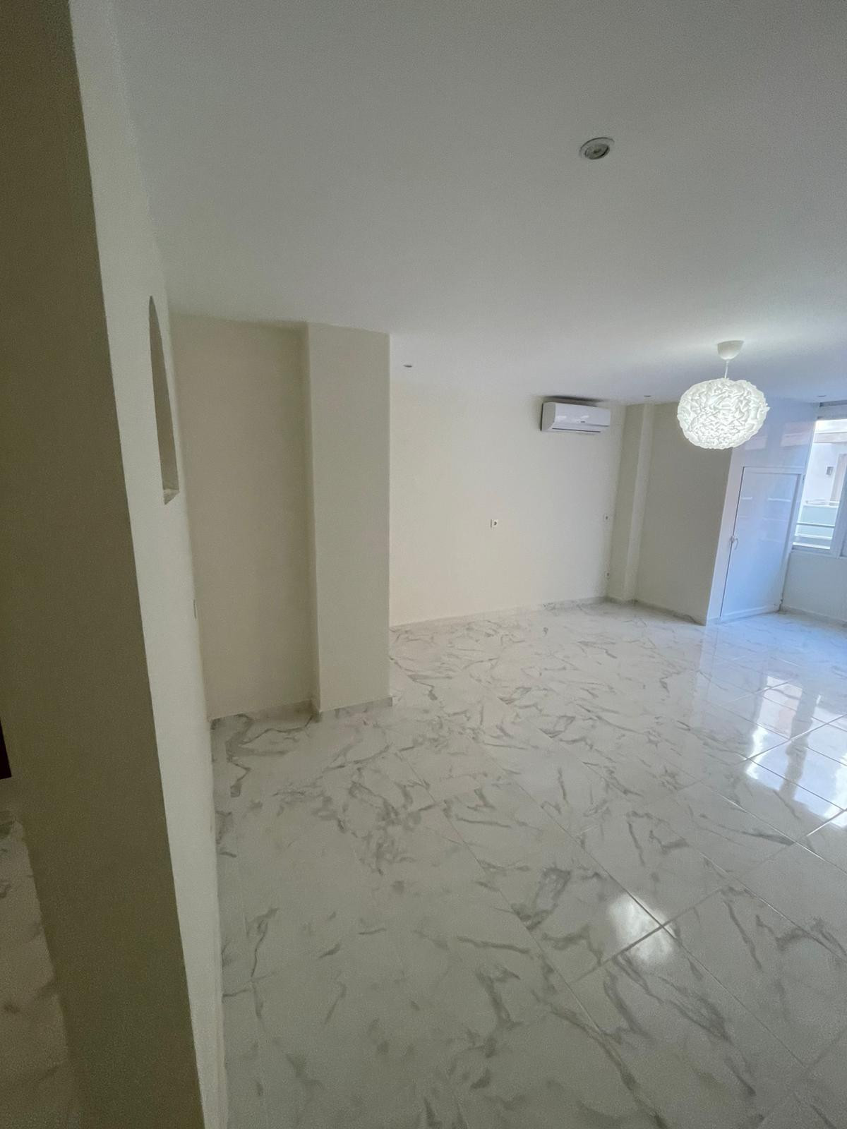 Se vende Apartamento Planta Media de 3 dormitorios en Costa Blanca, Alicante, España