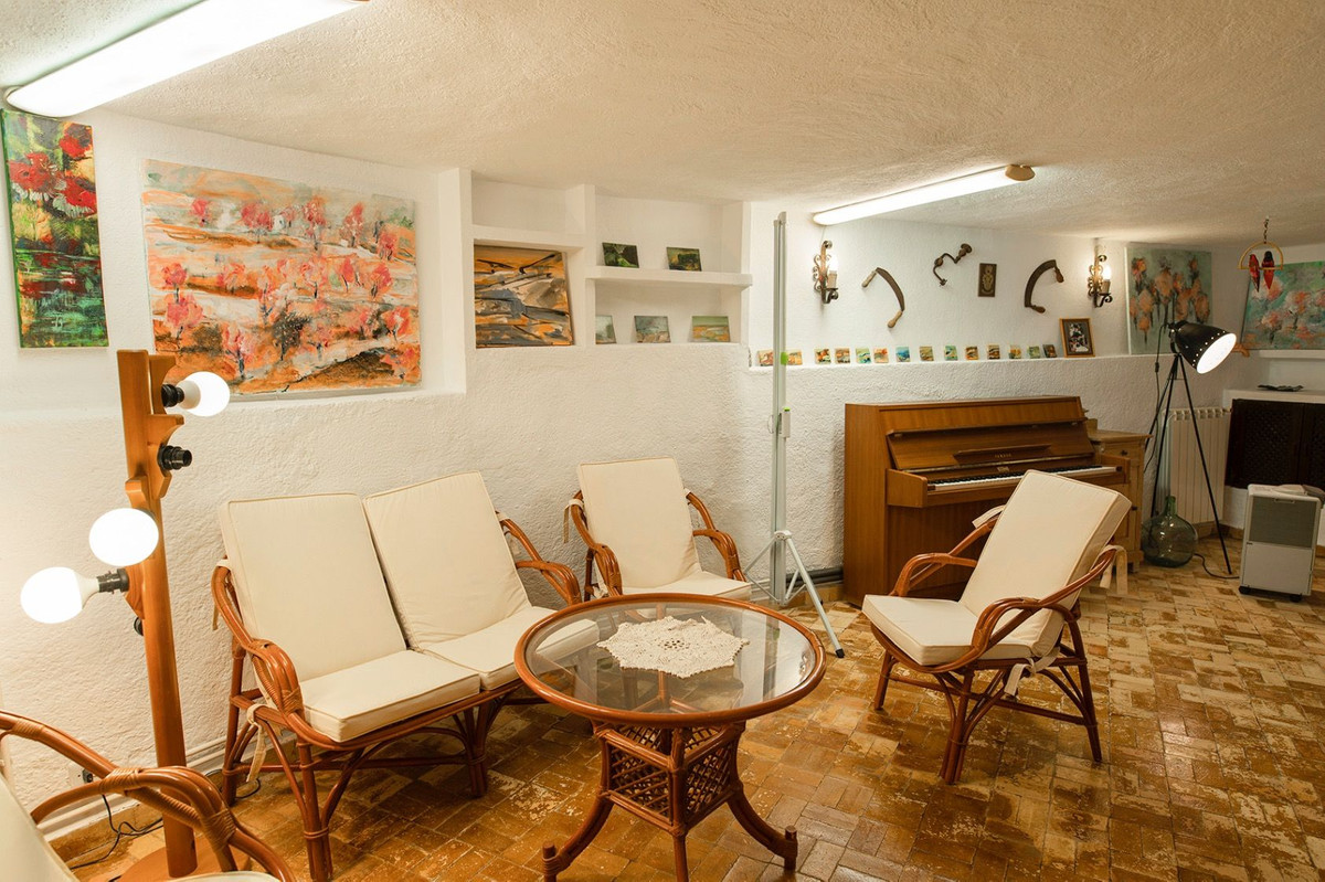 6 Bed Townhouse for sale in Javea Costa Blanca, Alicante, Spain