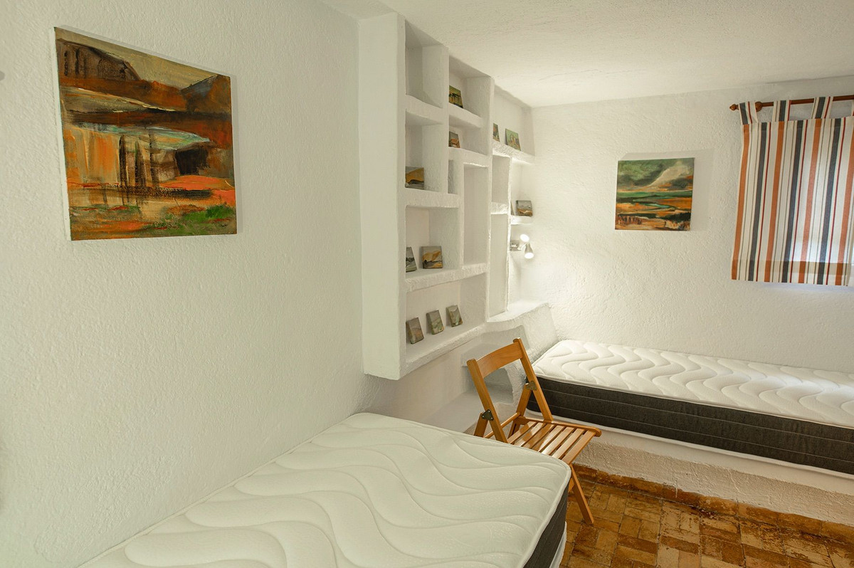 6 Bed Townhouse for sale in Javea Costa Blanca, Alicante, Spain
