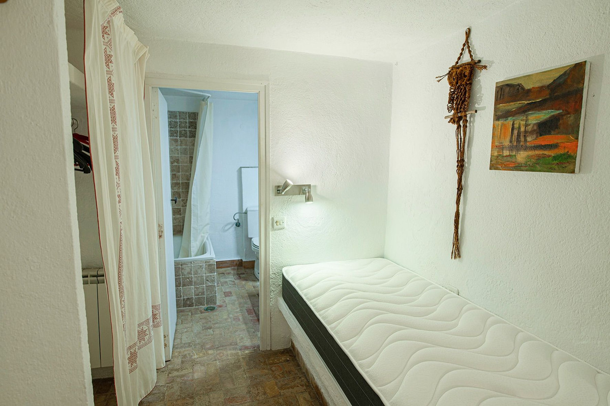 6 Bed Townhouse for sale in Javea Costa Blanca, Alicante, Spain