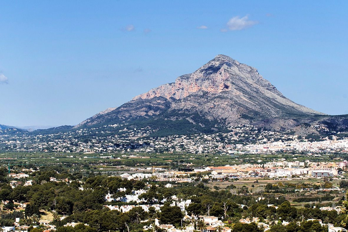 6 Bed Townhouse for sale in Javea Costa Blanca, Alicante, Spain