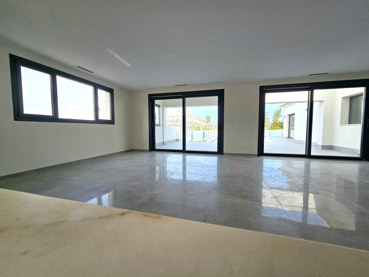 3 Bed Townhouse for sale in Javea Costa Blanca, Alicante, Spain