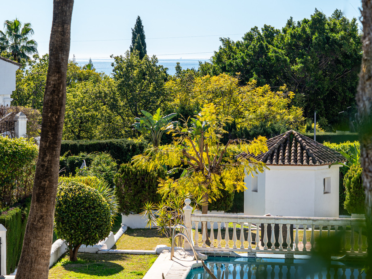 3 Bed Townhouse for sale in The Golden Mile Costa Del Sol, Málaga, Spain