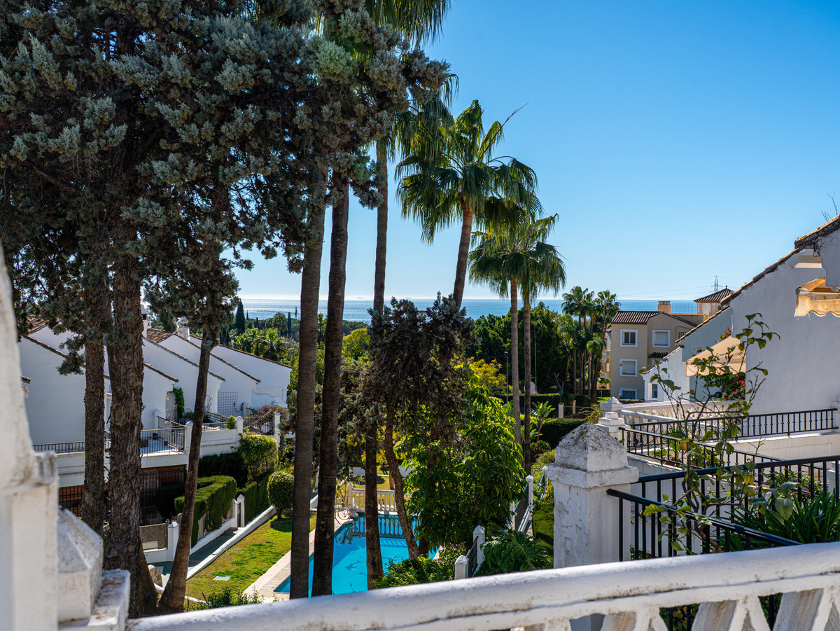3 Bed Townhouse for sale in The Golden Mile Costa Del Sol, Málaga, Spain