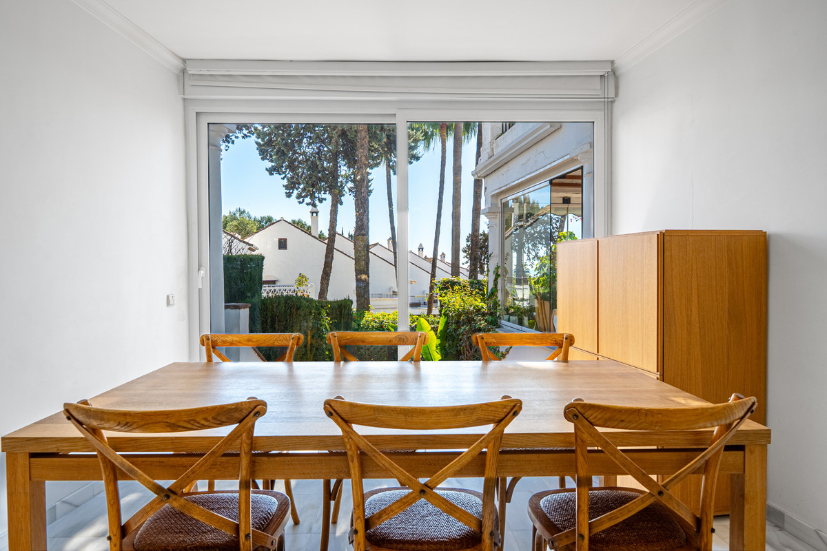 3 Bed Townhouse for sale in The Golden Mile Costa Del Sol, Málaga, Spain