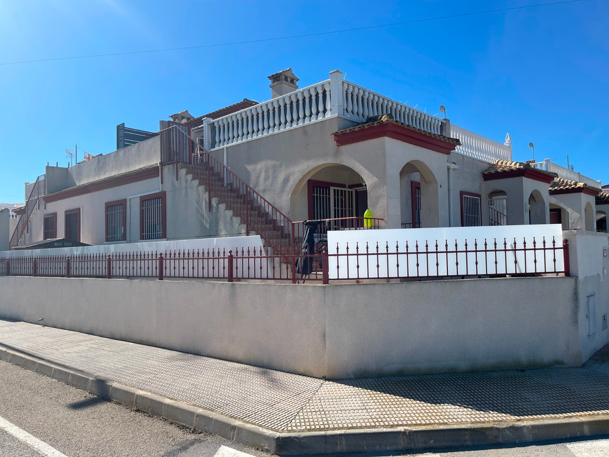 Se vende Adosada de 2 dormitorios en Costa Blanca, Alicante, España