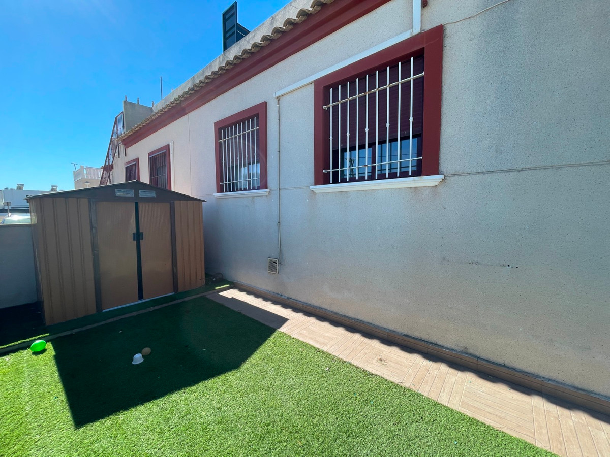 Se vende Adosada de 2 dormitorios en Costa Blanca, Alicante, España