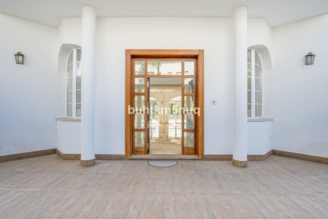 5 Bed Townhouse for sale in Lalfás Del Pi Costa Blanca, Alicante, Spain