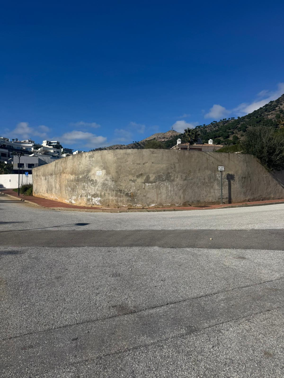 Se vende Terreno Rustico  en Costa Del Sol, Málaga, España