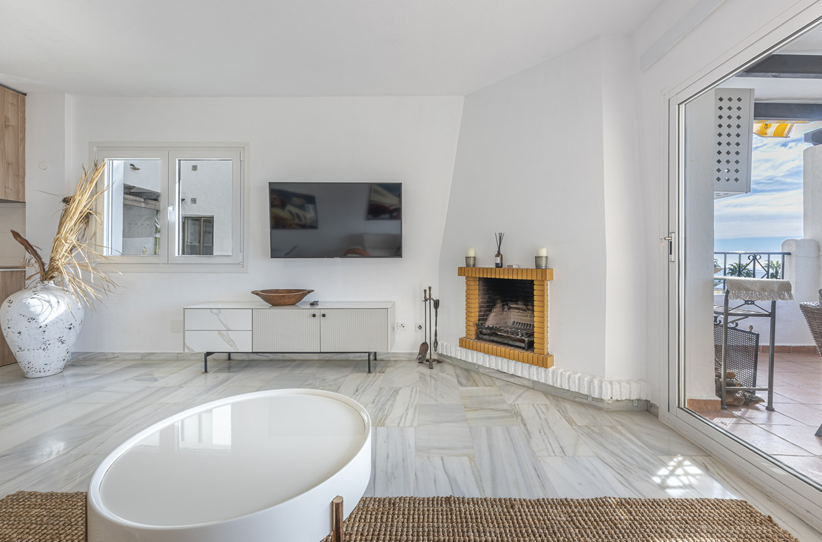 2 Bed Apartment for sale in Mijas Costa Costa Del Sol, Málaga, Spain