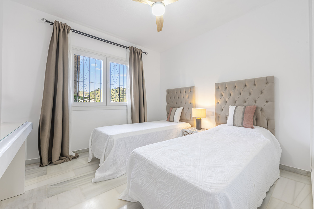2 Bed Apartment for sale in Mijas Costa Costa Del Sol, Málaga, Spain