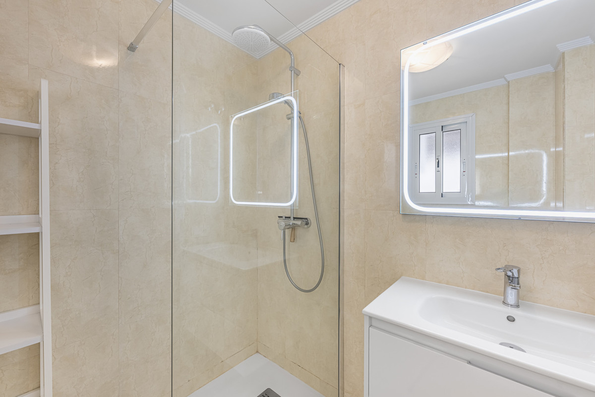2 Bed Apartment for sale in Mijas Costa Costa Del Sol, Málaga, Spain