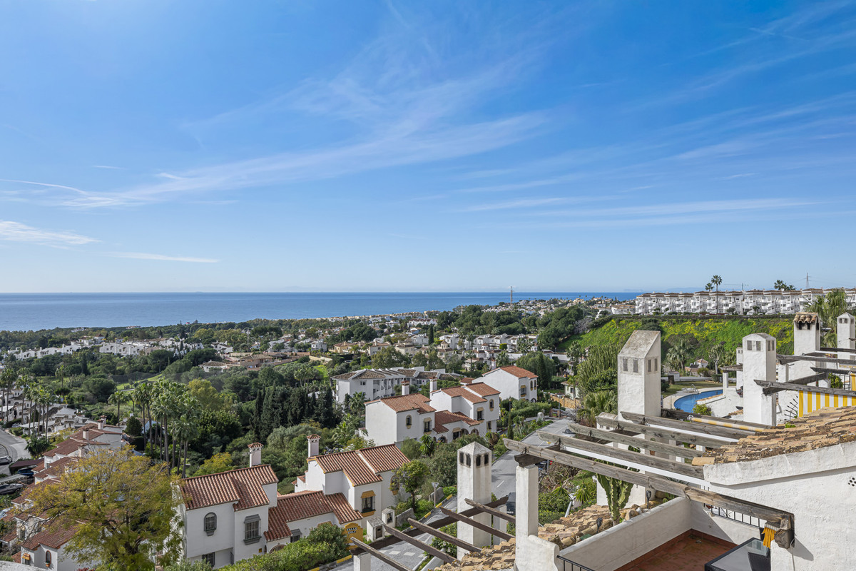 2 Bed Apartment for sale in Mijas Costa Costa Del Sol, Málaga, Spain