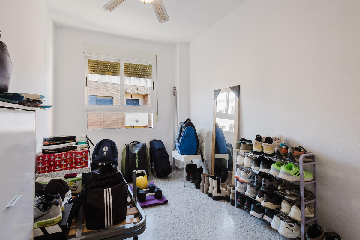 Se vende Apartamento Planta Baja de 4 dormitorios en Costa Blanca, Alicante, España